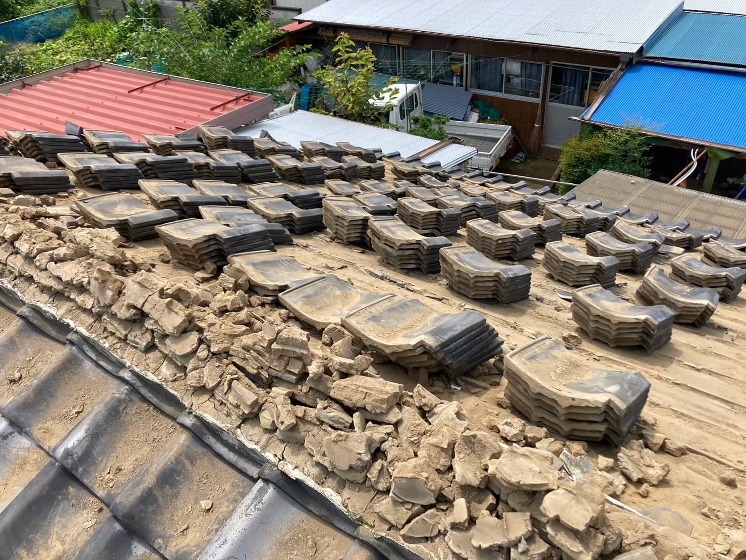 屋根葺き替え工事